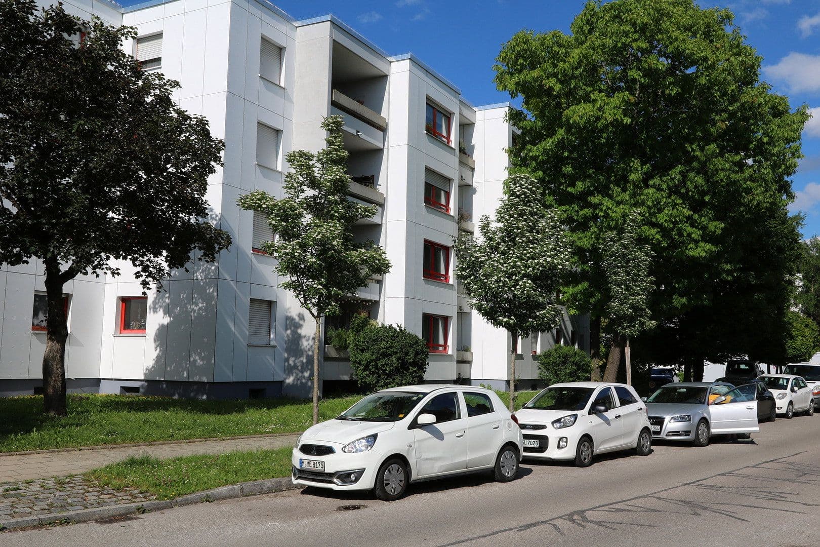 Predaj bytu 4-izbový 90 m², Gräfelfinger Str., München, Bavorsko Predaj bytu 4-izbový 90 m², Gräfelfinger Str., München, Bavorsko