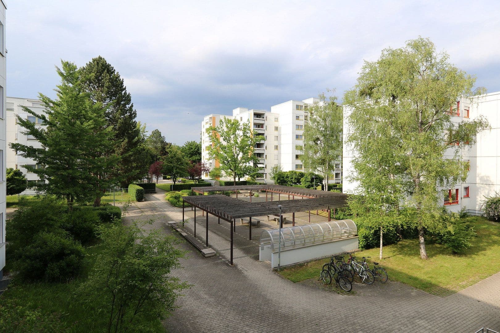 Predaj bytu 4-izbový 90 m², Gräfelfinger Str., München, Bavorsko Predaj bytu 4-izbový 90 m², Gräfelfinger Str., München, Bavorsko