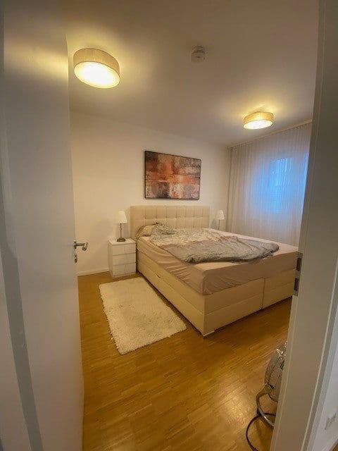 Prenájom bytu 2-izbový 53 m², Frankfurt am Main, Hesensko Prenájom bytu 2-izbový 53 m², Frankfurt am Main, Hesensko