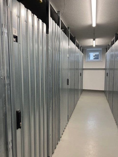 Prenájom bytu 2-izbový 53 m², Frankfurt am Main, Hesensko Prenájom bytu 2-izbový 53 m², Frankfurt am Main, Hesensko