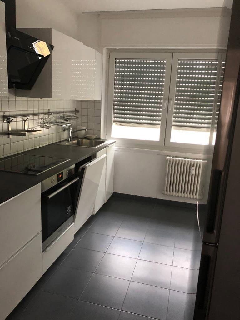 Prenájom bytu 2-izbový 54 m², Karlsruhe, Bádensko-Wurttembersko Prenájom bytu 2-izbový 54 m², Karlsruhe, Bádensko-Wurttembersko