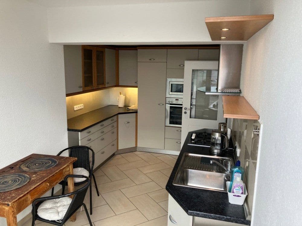 Prenájom bytu 3-izbový 96 m², Hastverstraße, Nürnberg, Bavorsko Prenájom bytu 3-izbový 96 m², Hastverstraße, Nürnberg, Bavorsko