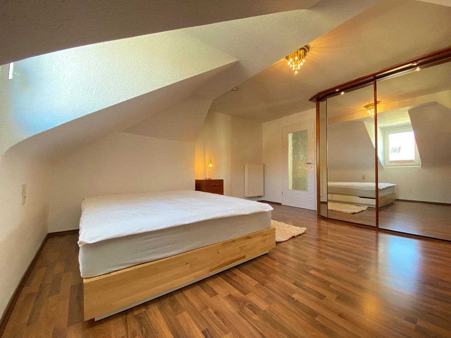 Prenájom bytu 3-izbový 96 m², Hastverstraße, Nürnberg, Bavorsko Prenájom bytu 3-izbový 96 m², Hastverstraße, Nürnberg, Bavorsko