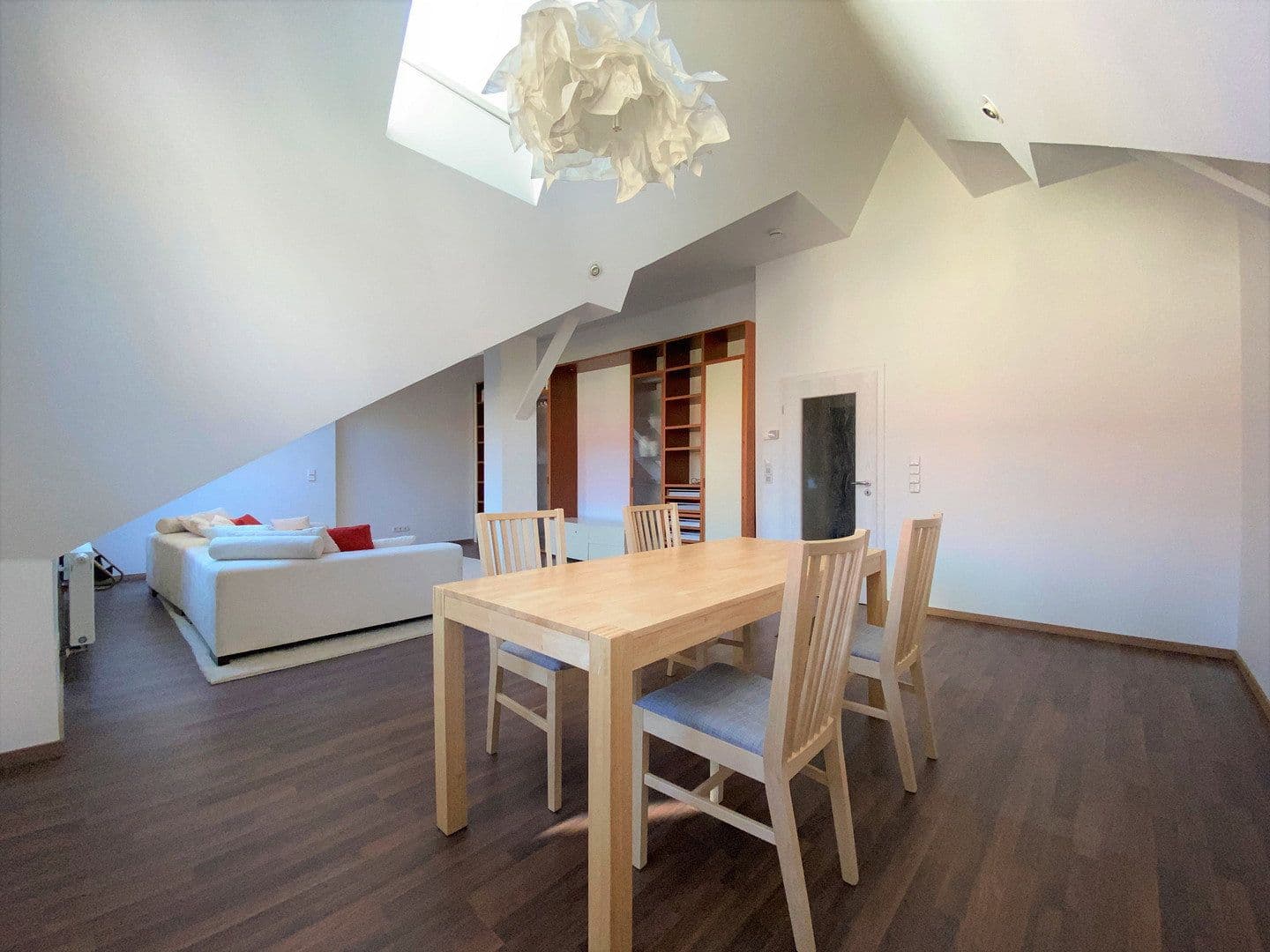 Prenájom bytu 3-izbový 96 m², Hastverstraße, Nürnberg, Bavorsko Prenájom bytu 3-izbový 96 m², Hastverstraße, Nürnberg, Bavorsko