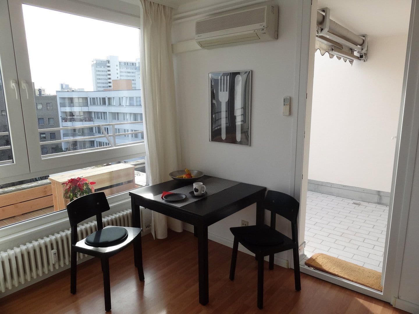 Prenájom bytu 2-izbový 48 m², Budapesterstr. 7/9, Berlin OT Tiergarten, Berlín Prenájom bytu 2-izbový 48 m², Budapesterstr. 7/9, Berlin OT Tiergarten, Berlín