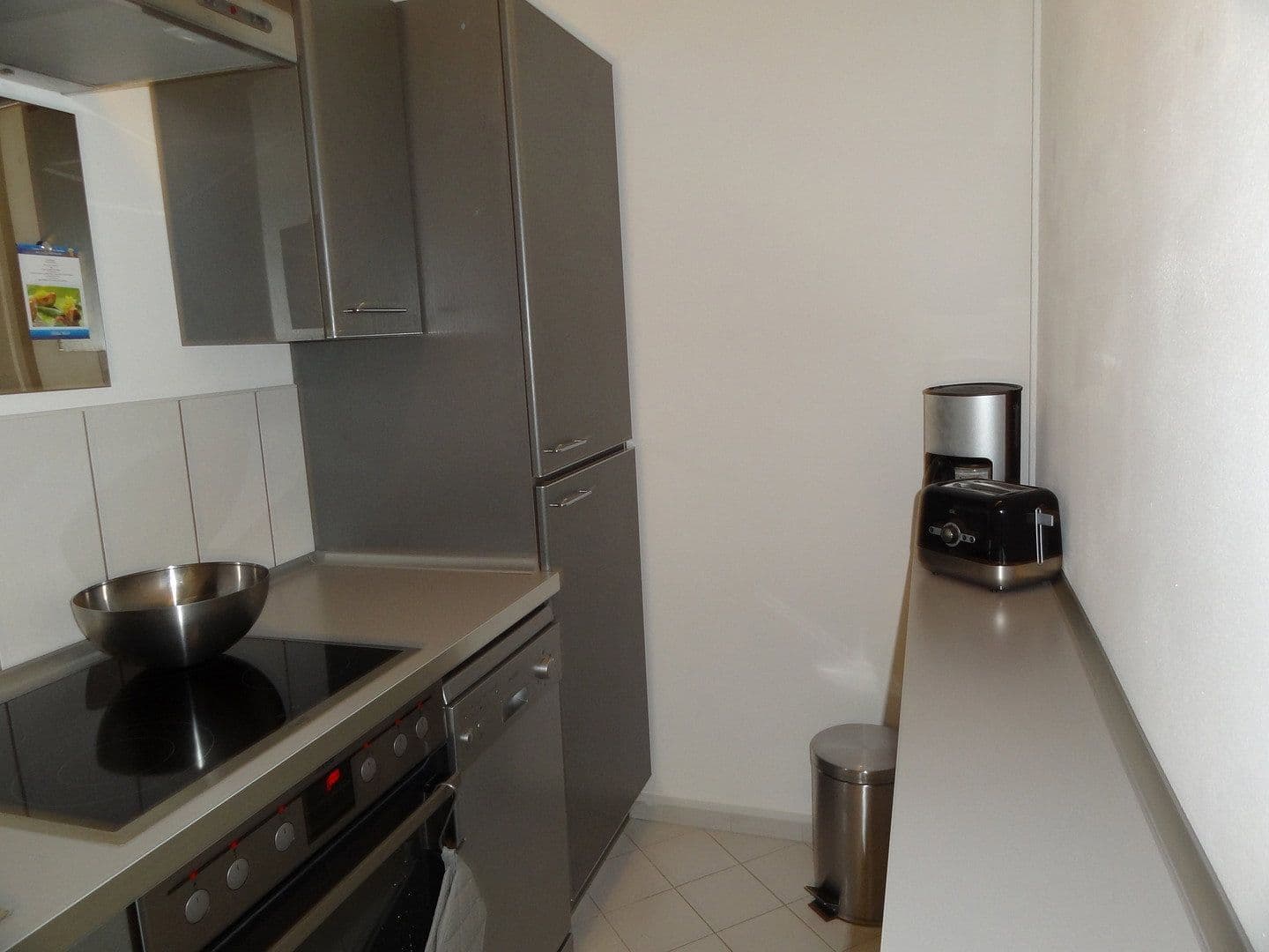 Prenájom bytu 2-izbový 48 m², Budapesterstr. 7/9, Berlin OT Tiergarten, Berlín Prenájom bytu 2-izbový 48 m², Budapesterstr. 7/9, Berlin OT Tiergarten, Berlín