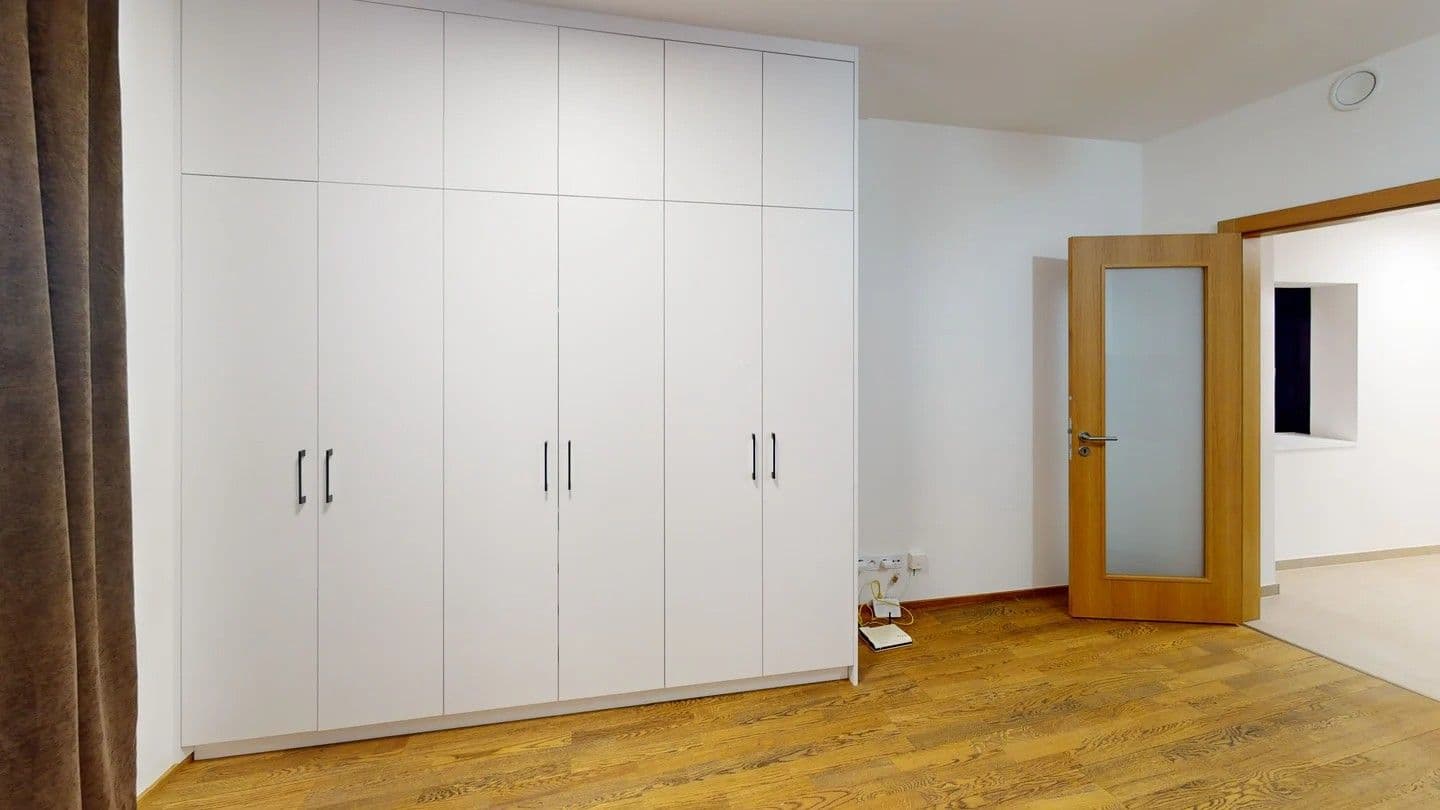 Prenájom bytu 1-izbový 33 m², Hartigova, Praha, Praha Prenájom bytu 1-izbový 33 m², Hartigova, Praha, Praha