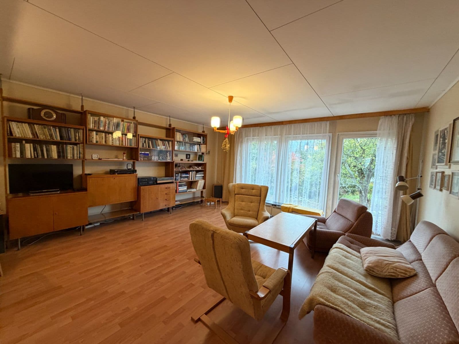 Predaj domu 260 m², pozemok 708 m², V. Meerwalda, Karlovy Vary, Karlovarský kraj Predaj domu 260 m², pozemok 708 m², V. Meerwalda, Karlovy Vary, Karlovarský kraj