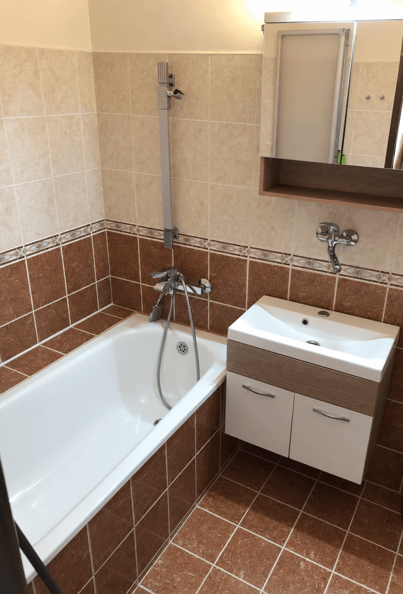 Predaj bytu 2-izbový 40 m², Holandská, Kladno, Středočeský kraj Predaj bytu 2-izbový 40 m², Holandská, Kladno, Středočeský kraj