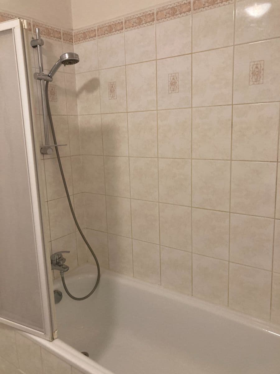 Prenájom bytu 2-izbový 52 m², Zlonická, Praha, Praha Prenájom bytu 2-izbový 52 m², Zlonická, Praha, Praha