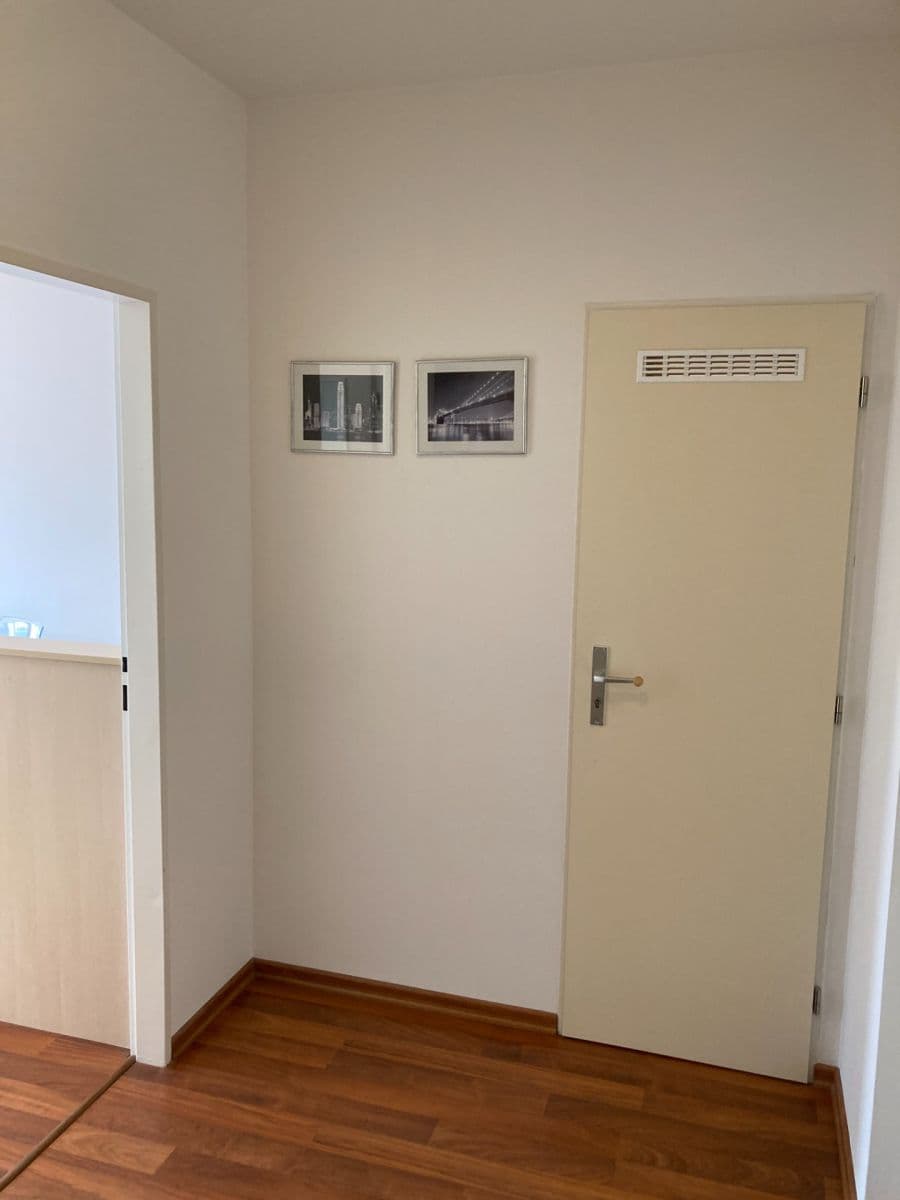 Prenájom bytu 2-izbový 52 m², Zlonická, Praha, Praha Prenájom bytu 2-izbový 52 m², Zlonická, Praha, Praha