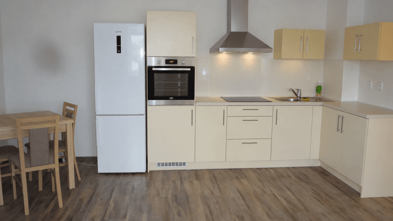 Predaj bytu 2-izbový 48 m², Na Chmelnici, Benešov, Středočeský kraj Predaj bytu 2-izbový 48 m², Na Chmelnici, Benešov, Středočeský kraj