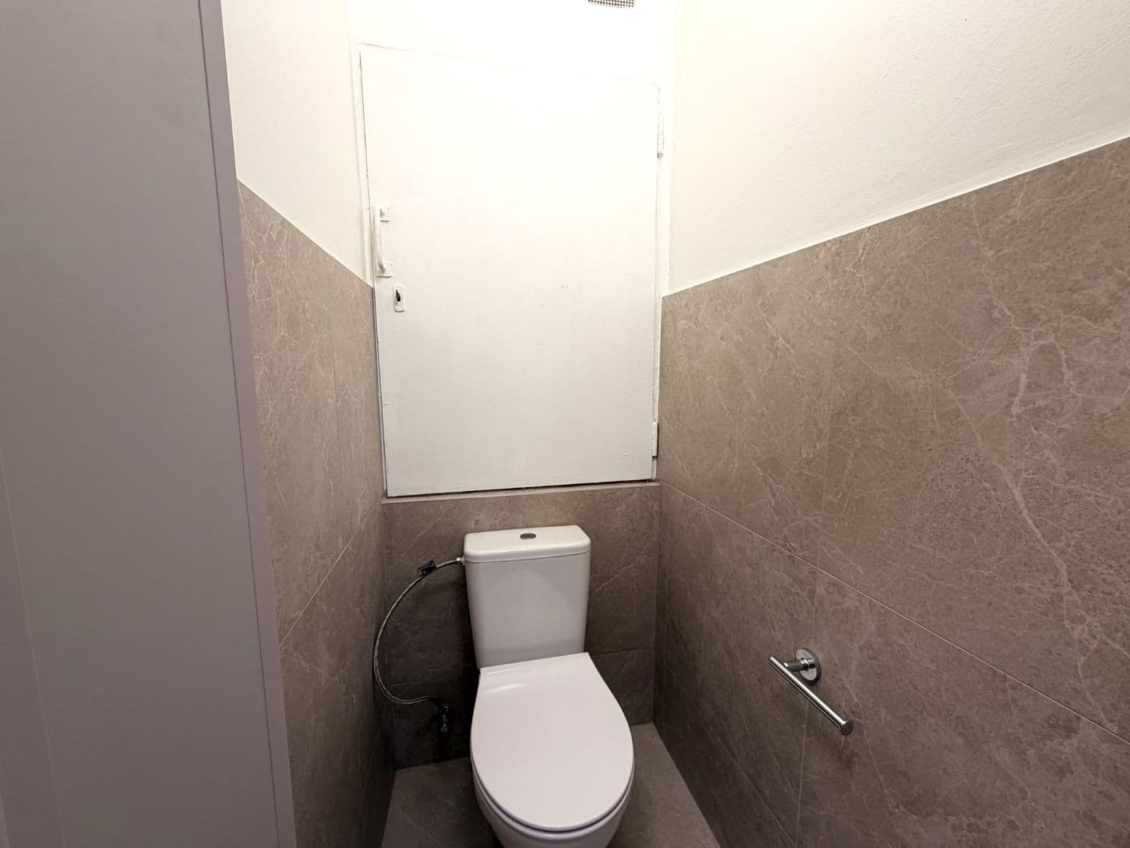 Prenájom bytu 1-izbový 33 m², Dělnická, Praha, Praha Prenájom bytu 1-izbový 33 m², Dělnická, Praha, Praha