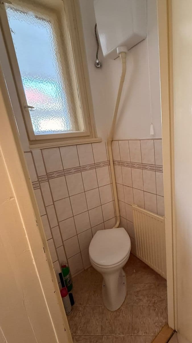 Prenájom bytu 4-izbový 95 m², Bedřicha Smetany, Český Brod, Středočeský kraj Prenájom bytu 4-izbový 95 m², Bedřicha Smetany, Český Brod, Středočeský kraj