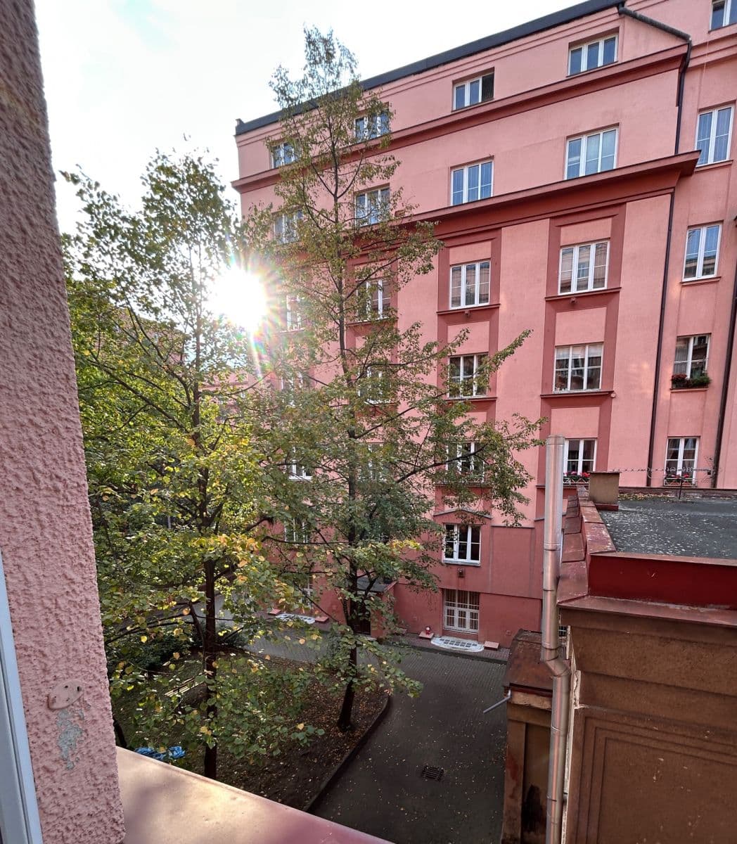 Prenájom bytu 2-izbový 60 m², U Průhonu, Praha, Praha Prenájom bytu 2-izbový 60 m², U Průhonu, Praha, Praha