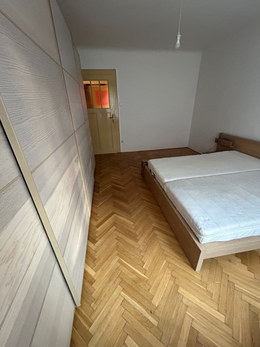 Prenájom bytu 2-izbový 60 m², U Průhonu, Praha, Praha Prenájom bytu 2-izbový 60 m², U Průhonu, Praha, Praha