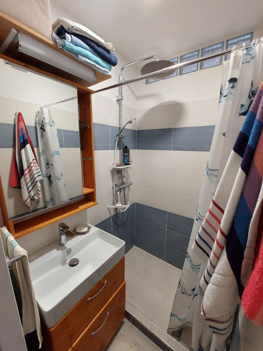 Prenájom bytu 1-izbový 38 m², Narcisová, Košice - mestská časť Západ, Košický kraj Prenájom bytu 1-izbový 38 m², Narcisová, Košice - mestská časť Západ, Košický kraj