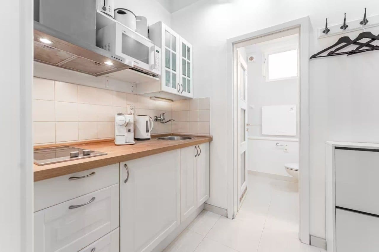 Prenájom bytu 1-izbový 23 m², Lípová, Praha, Praha Prenájom bytu 1-izbový 23 m², Lípová, Praha, Praha