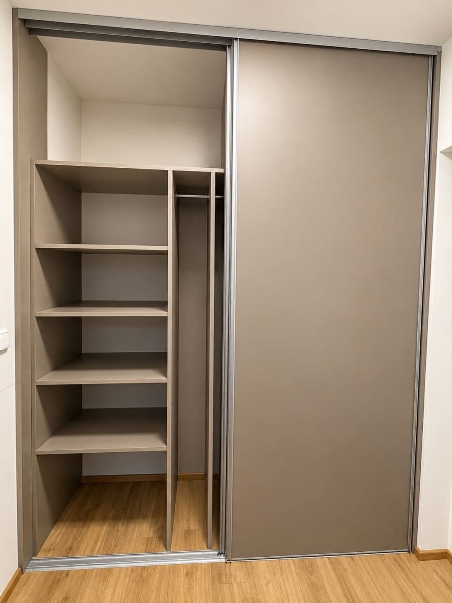 Predaj bytu 1-izbový 32 m², Pod Hradem I, Zlín, Zlínský kraj Predaj bytu 1-izbový 32 m², Pod Hradem I, Zlín, Zlínský kraj