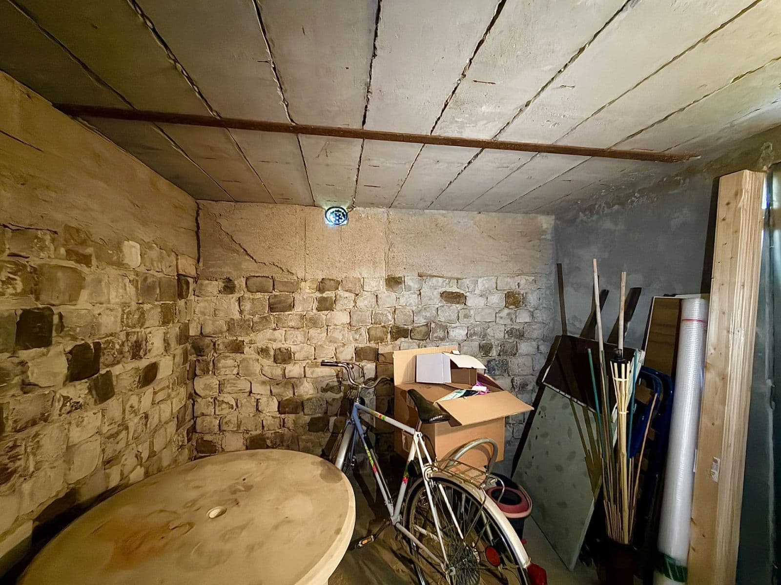 Predaj rekreačného objektu 25 m², pozemok 450 m², Bažantní, Praha, Praha Predaj rekreačného objektu 25 m², pozemok 450 m², Bažantní, Praha, Praha