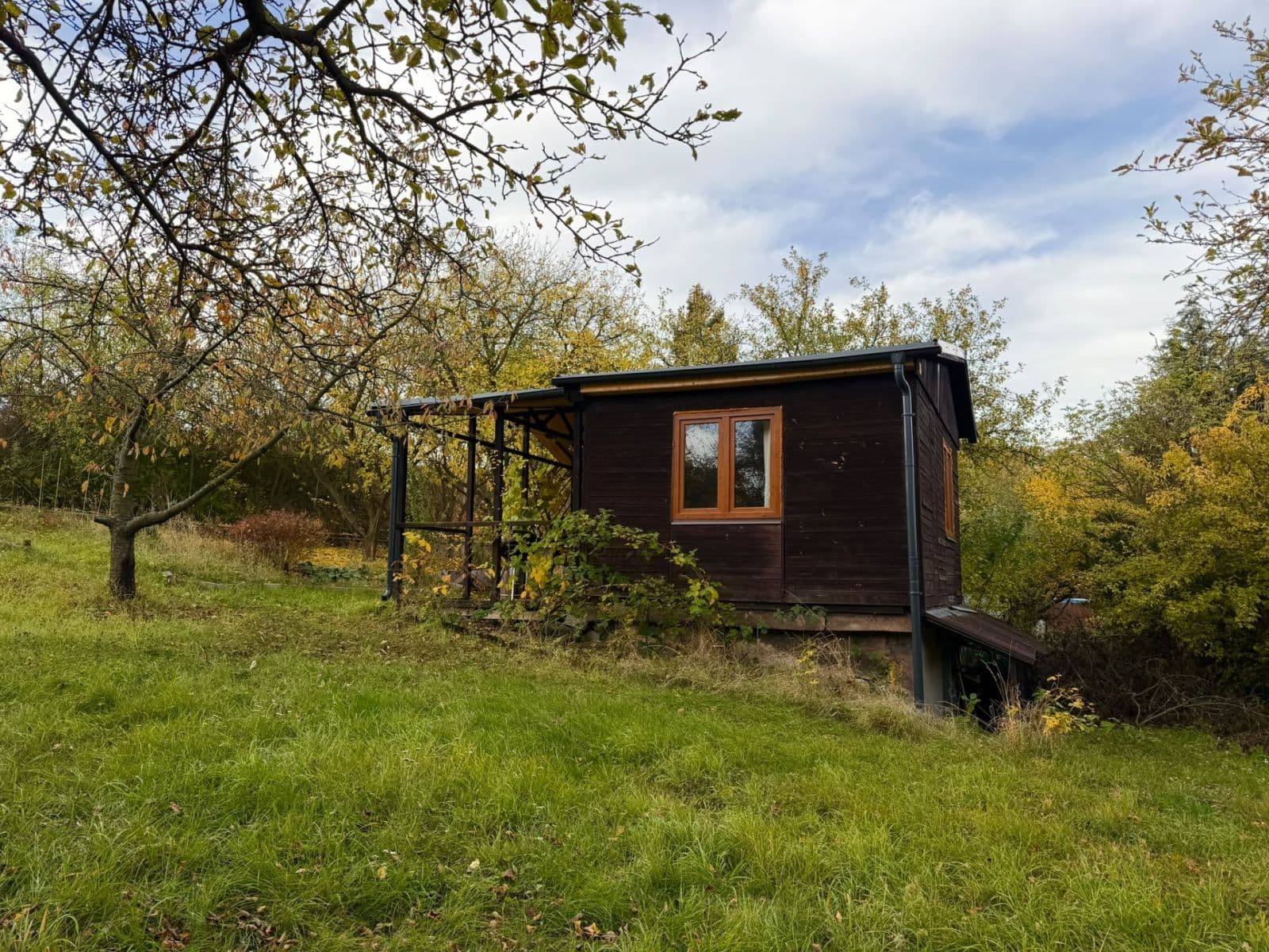 Predaj rekreačného objektu 25 m², pozemok 450 m², Bažantní, Praha, Praha Predaj rekreačného objektu 25 m², pozemok 450 m², Bažantní, Praha, Praha