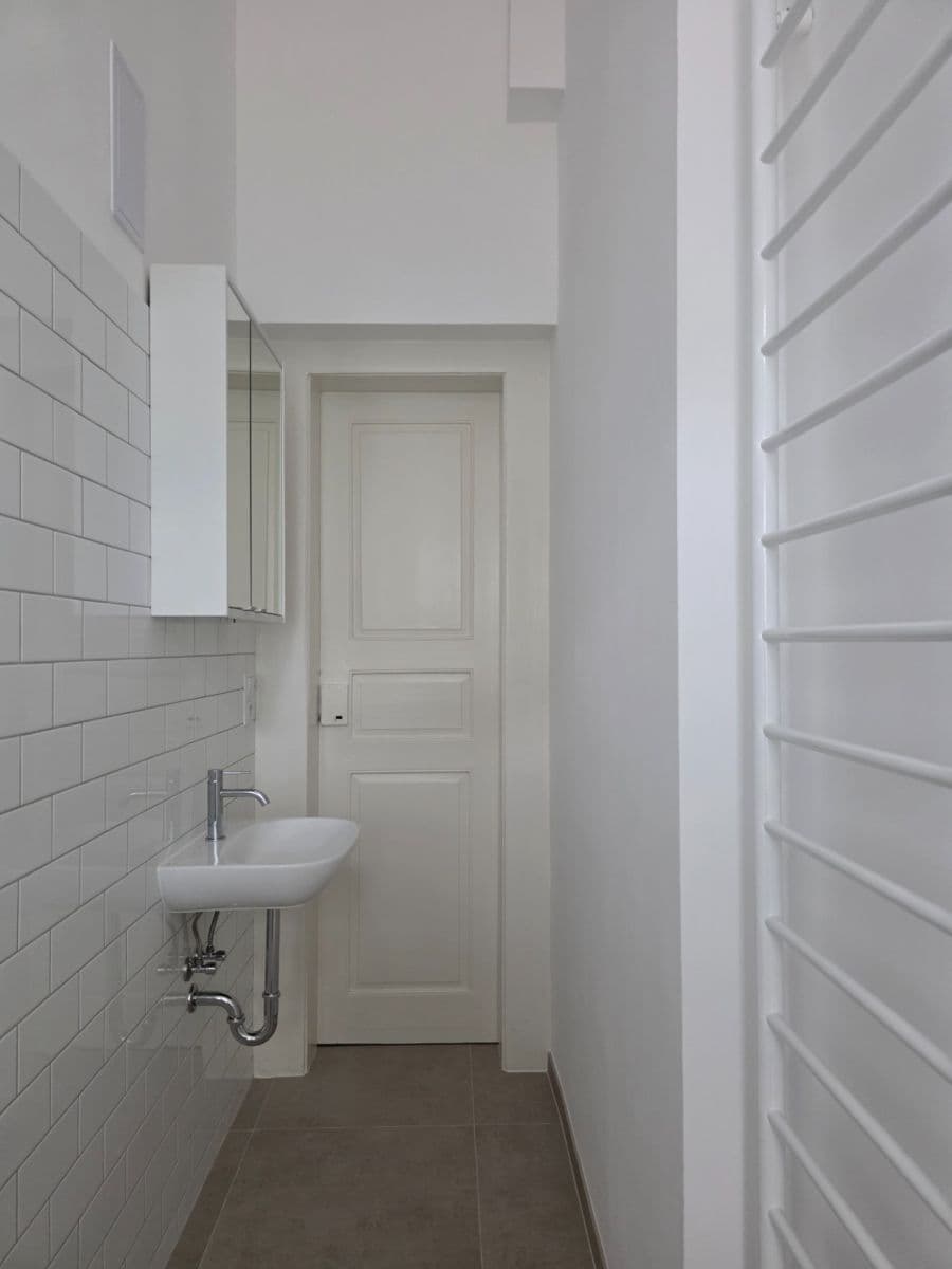 Prenájom bytu 2-izbový 64 m², Bořivojova, Praha, Praha Prenájom bytu 2-izbový 64 m², Bořivojova, Praha, Praha