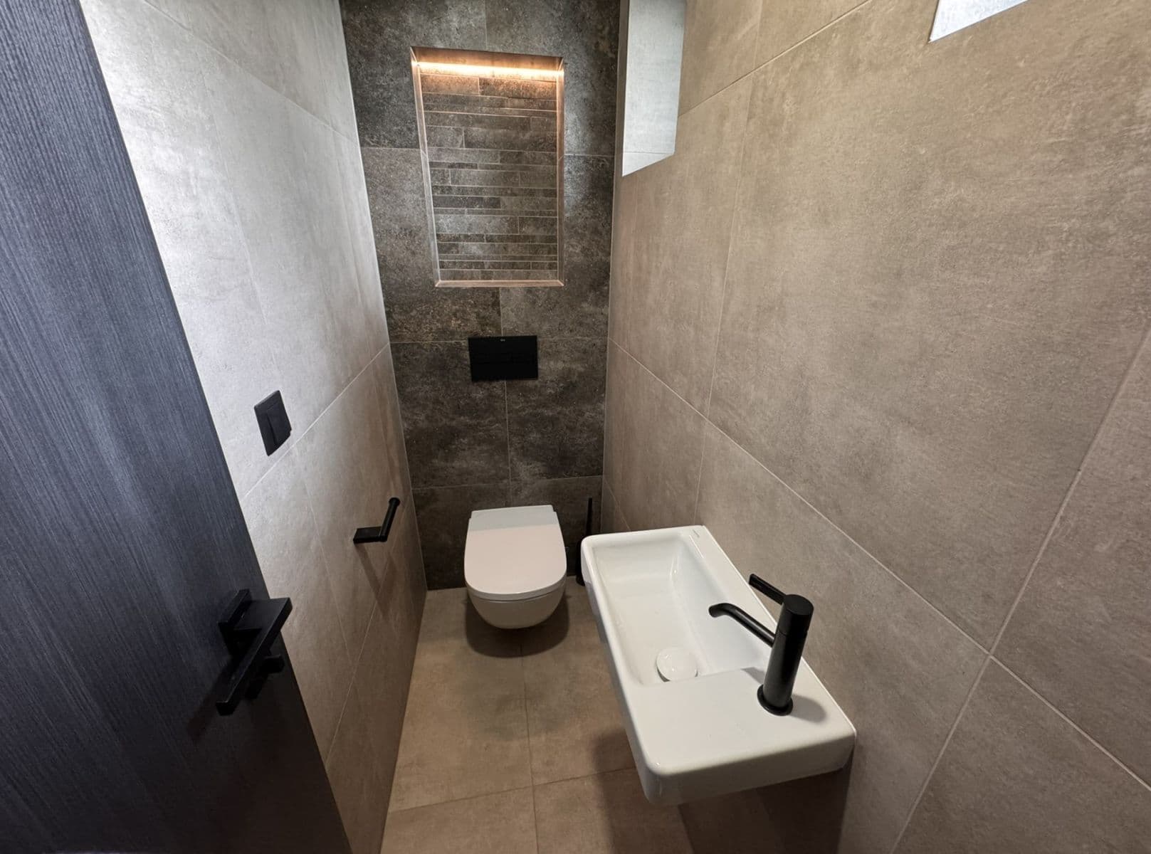 Predaj domu 142 m², pozemok 991 m², Na Poříčí, Králův Dvůr, Středočeský kraj Predaj domu 142 m², pozemok 991 m², Na Poříčí, Králův Dvůr, Středočeský kraj