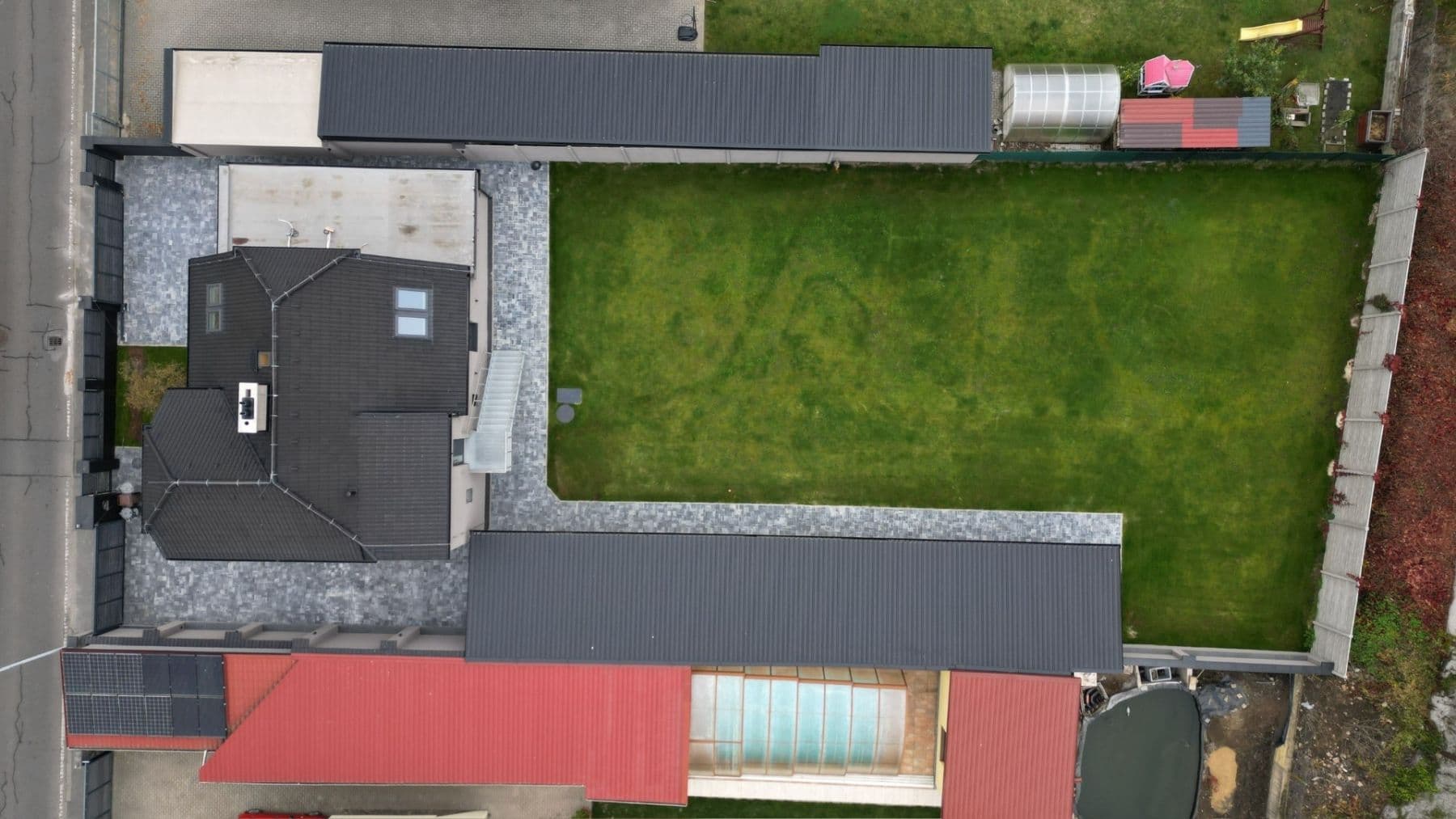 Predaj domu 142 m², pozemok 991 m², Na Poříčí, Králův Dvůr, Středočeský kraj Predaj domu 142 m², pozemok 991 m², Na Poříčí, Králův Dvůr, Středočeský kraj