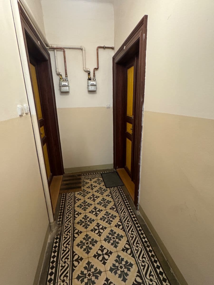 Prenájom bytu 2-izbový 69 m², Slezská, Praha, Praha Prenájom bytu 2-izbový 69 m², Slezská, Praha, Praha