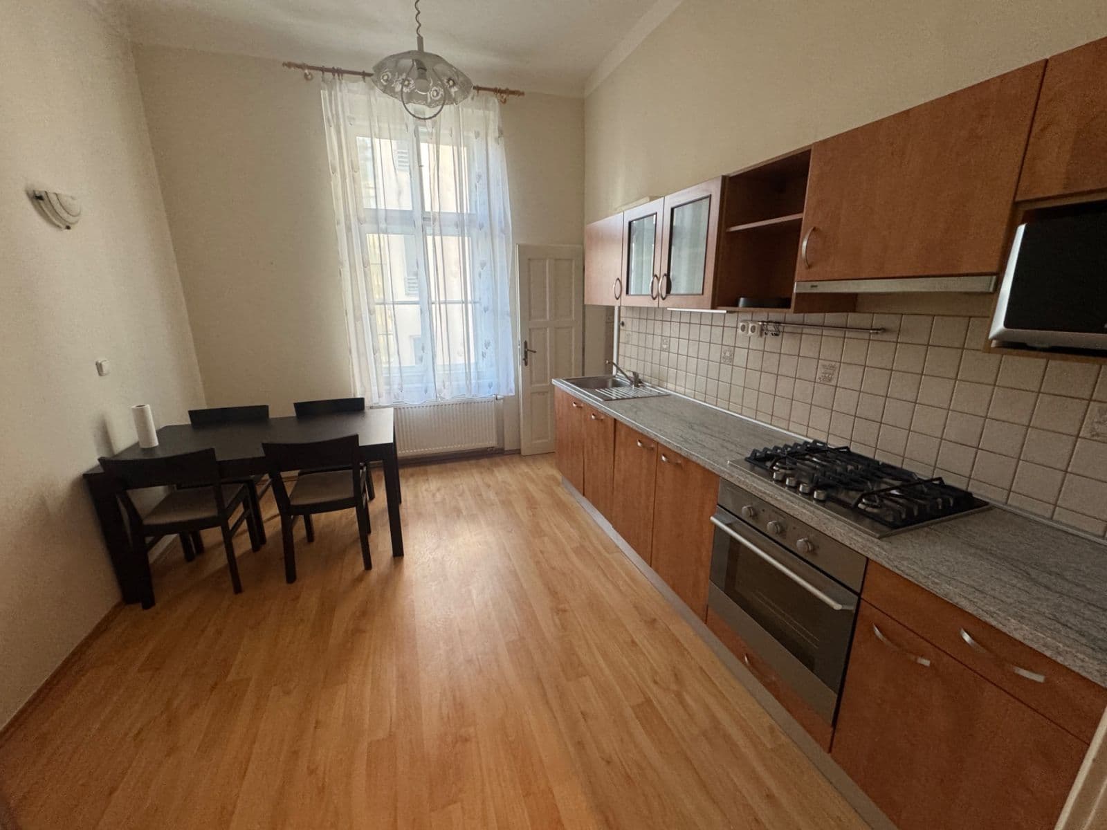 Prenájom bytu 2-izbový 69 m², Slezská, Praha, Praha Prenájom bytu 2-izbový 69 m², Slezská, Praha, Praha