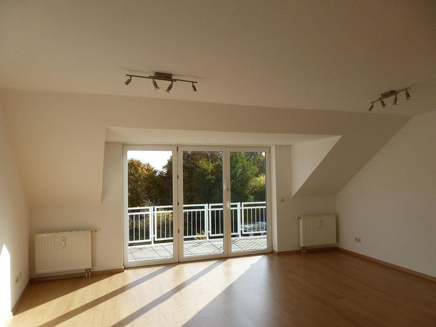 Prenájom bytu 2-izbový 51 m², Bremen, Brémy Prenájom bytu 2-izbový 51 m², Bremen, Brémy