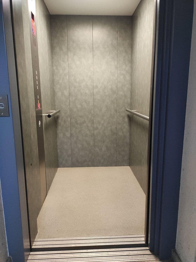 Prenájom bytu 2-izbový 51 m², Bremen, Brémy Prenájom bytu 2-izbový 51 m², Bremen, Brémy