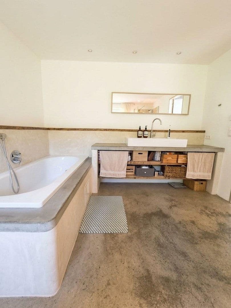 Predaj domu 175 m², pozemok 1.750 m², Wedel, Šlezvicko-Holštajnsko Predaj domu 175 m², pozemok 1.750 m², Wedel, Šlezvicko-Holštajnsko