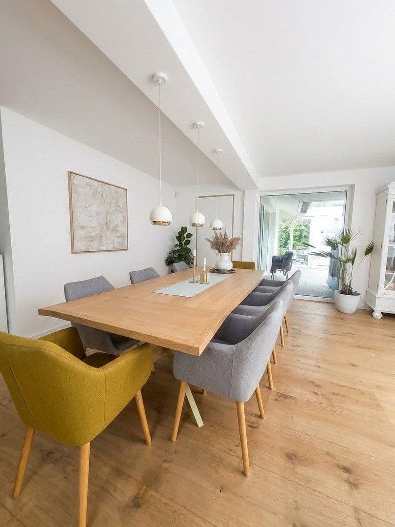Predaj domu 175 m², pozemok 1.750 m², Wedel, Šlezvicko-Holštajnsko Predaj domu 175 m², pozemok 1.750 m², Wedel, Šlezvicko-Holštajnsko