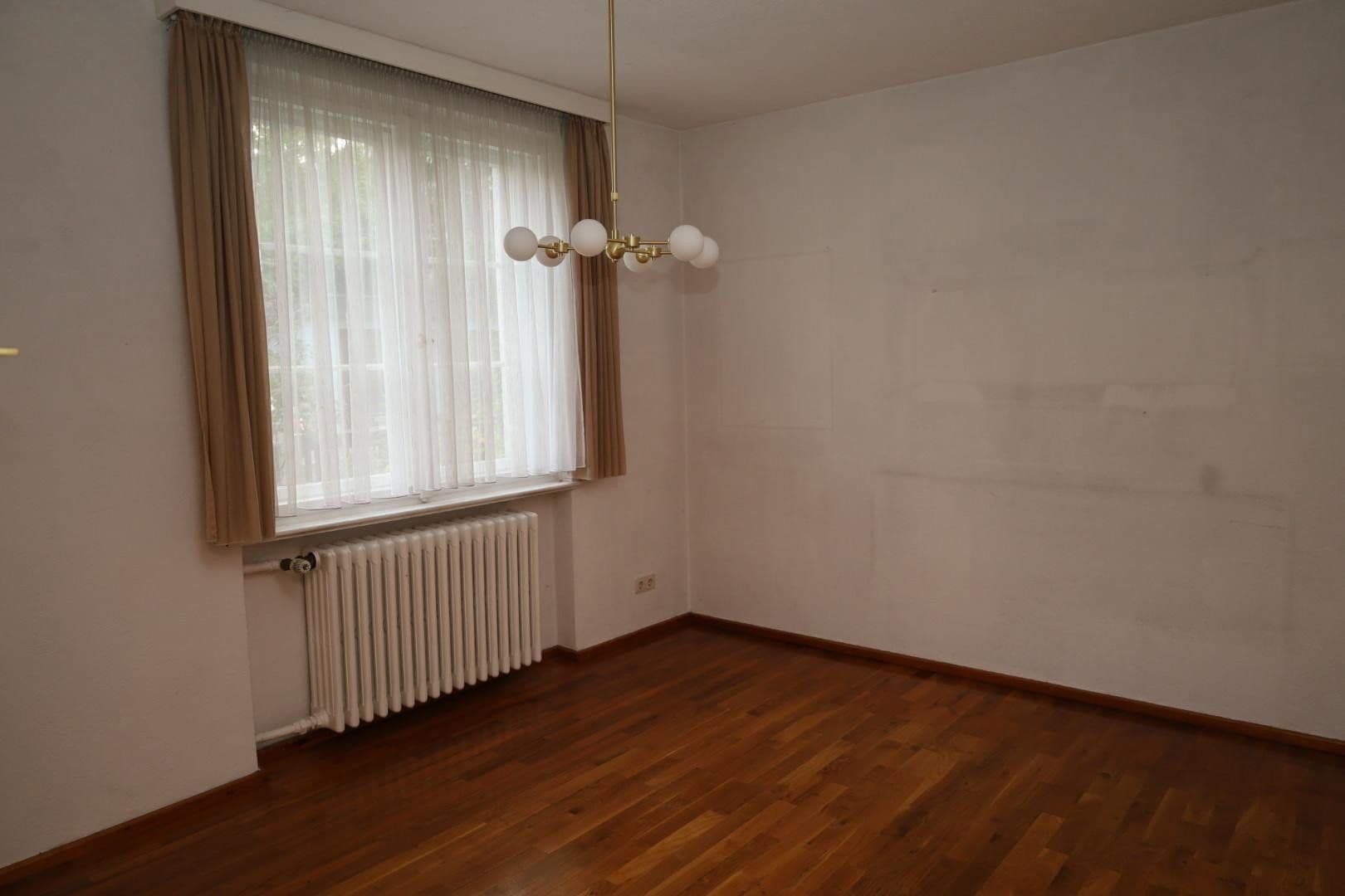 Predaj domu 132 m², pozemok 465 m², Weimar, Durínsko Predaj domu 132 m², pozemok 465 m², Weimar, Durínsko