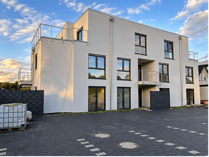 Prenájom bytu 4-izbový 85 m², Mindener Straße 443, Osnabrück, Dolné Sasko Prenájom bytu 4-izbový 85 m², Mindener Straße 443, Osnabrück, Dolné Sasko