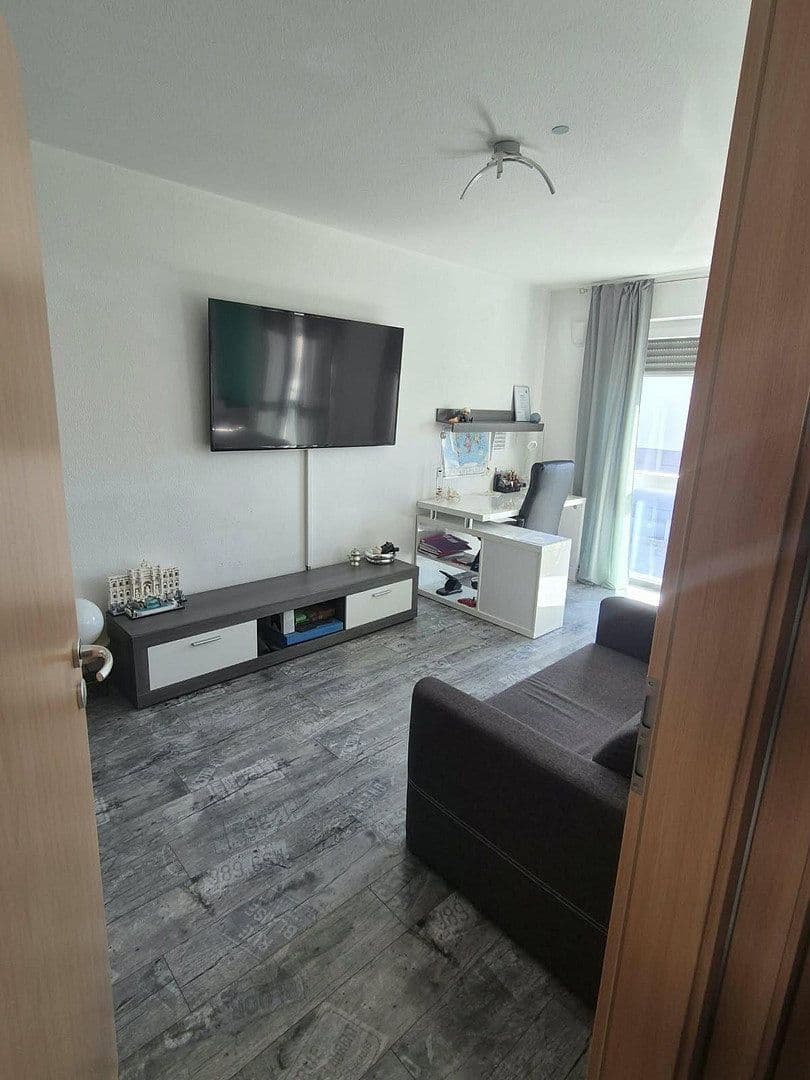 Predaj domu 149 m², pozemok 209 m², Laudenbach, Bádensko-Wurttembersko Predaj domu 149 m², pozemok 209 m², Laudenbach, Bádensko-Wurttembersko