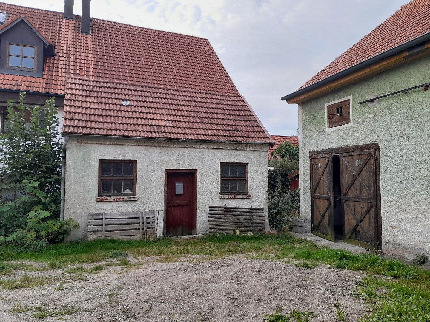 Predaj domu 170 m², pozemok 1.155 m², Dorfstr. 28, Schwabhausen, Bavorsko Predaj domu 170 m², pozemok 1.155 m², Dorfstr. 28, Schwabhausen, Bavorsko