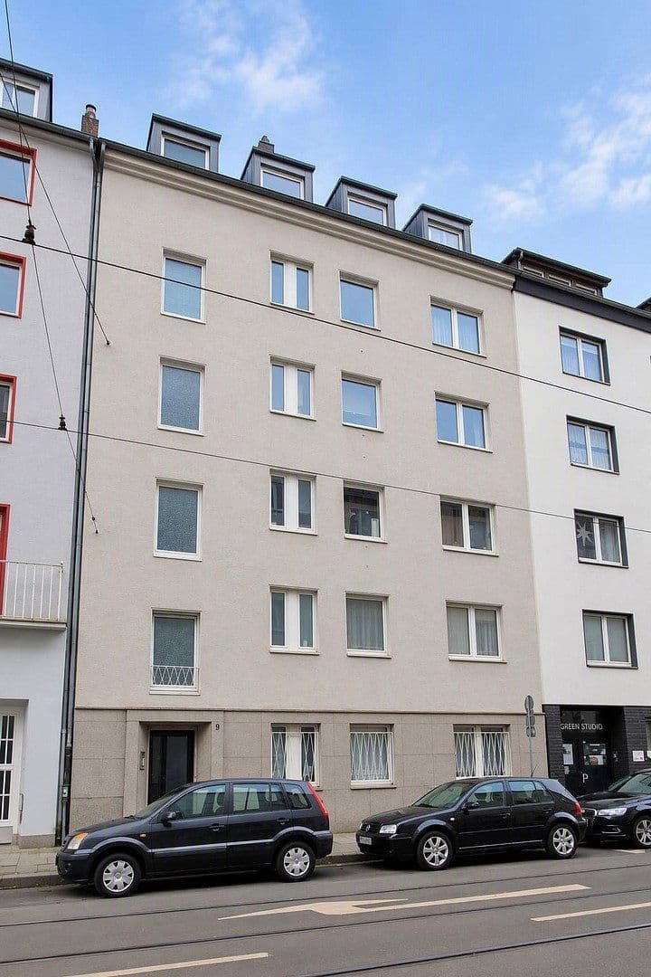 Prenájom bytu 2-izbový 72 m², Liebigstrasse 9, Düsseldorf, Severné Porýnie - Westfálsko Prenájom bytu 2-izbový 72 m², Liebigstrasse 9, Düsseldorf, Severné Porýnie - Westfálsko
