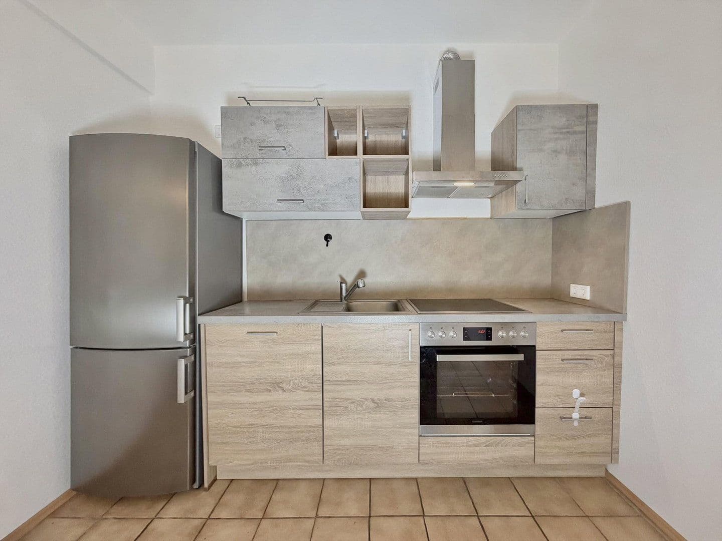 Prenájom bytu 2-izbový 72 m², Liebigstrasse 9, Düsseldorf, Severné Porýnie - Westfálsko Prenájom bytu 2-izbový 72 m², Liebigstrasse 9, Düsseldorf, Severné Porýnie - Westfálsko