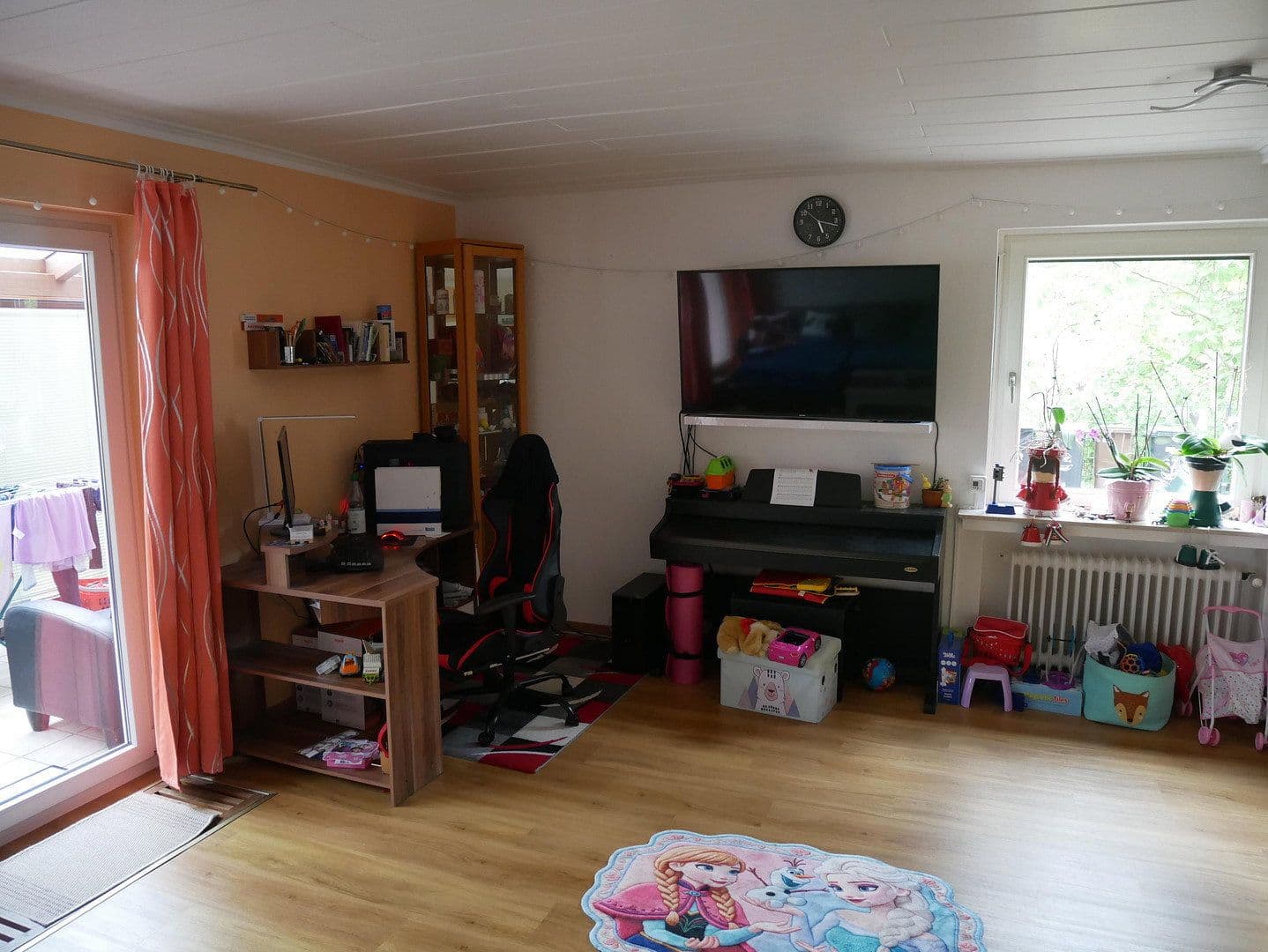 Predaj domu 110 m², pozemok 438 m², Bremen, Brémy Predaj domu 110 m², pozemok 438 m², Bremen, Brémy