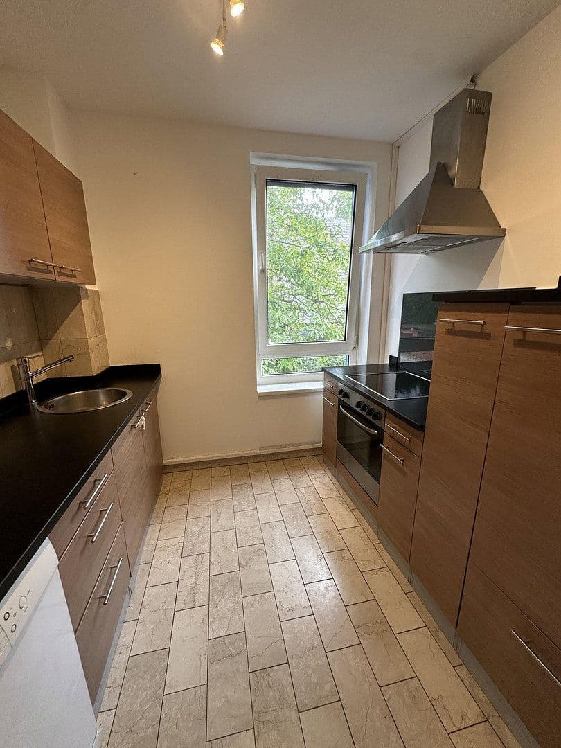 Prenájom bytu 3-izbový 80 m², Sülldorfer Landstraße 240, Hamburg, Hamburg Prenájom bytu 3-izbový 80 m², Sülldorfer Landstraße 240, Hamburg, Hamburg