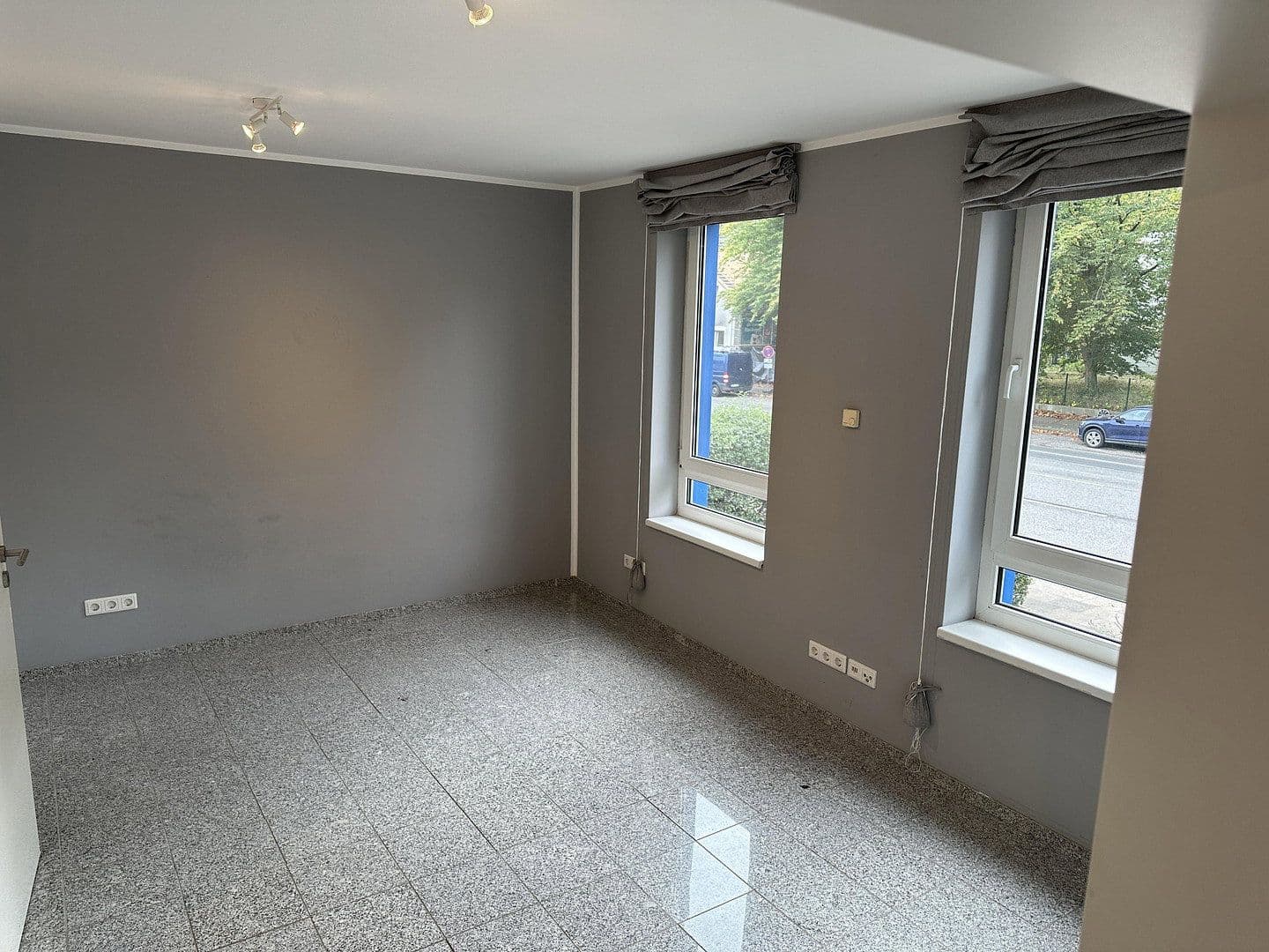Prenájom bytu 3-izbový 80 m², Sülldorfer Landstraße 240, Hamburg, Hamburg Prenájom bytu 3-izbový 80 m², Sülldorfer Landstraße 240, Hamburg, Hamburg
