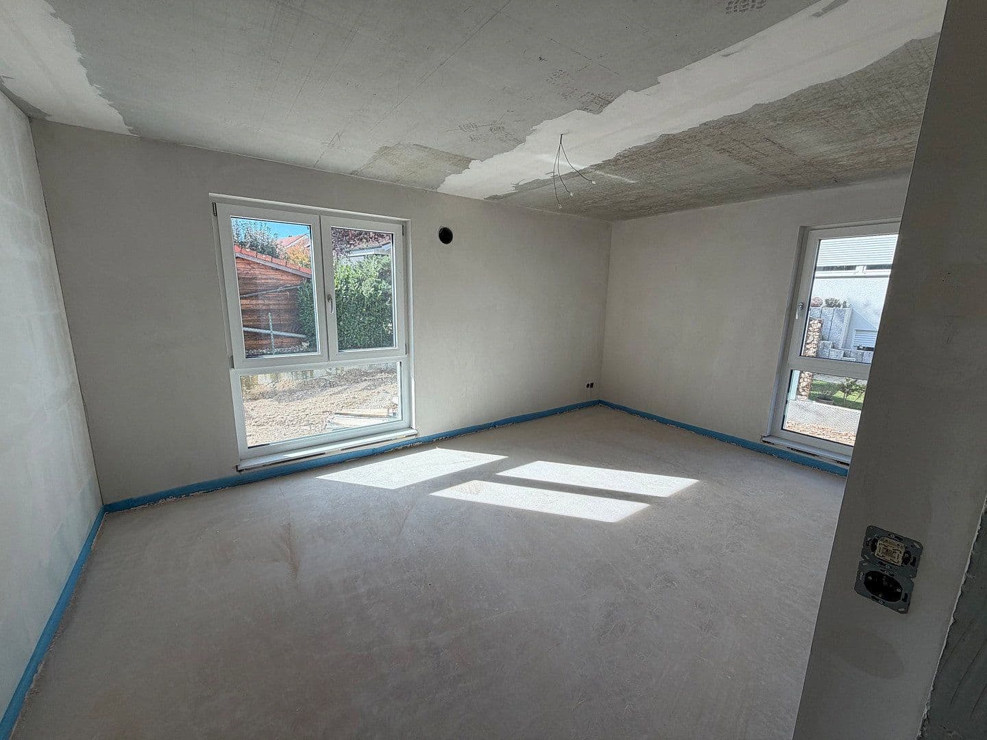 Prenájom bytu 4-izbový 106 m², Gäustraße 24, Rottenburg am Neckar, Bádensko-Wurttembersko Prenájom bytu 4-izbový 106 m², Gäustraße 24, Rottenburg am Neckar, Bádensko-Wurttembersko