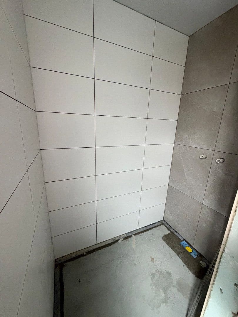 Prenájom bytu 4-izbový 106 m², Gäustraße 24, Rottenburg am Neckar, Bádensko-Wurttembersko Prenájom bytu 4-izbový 106 m², Gäustraße 24, Rottenburg am Neckar, Bádensko-Wurttembersko