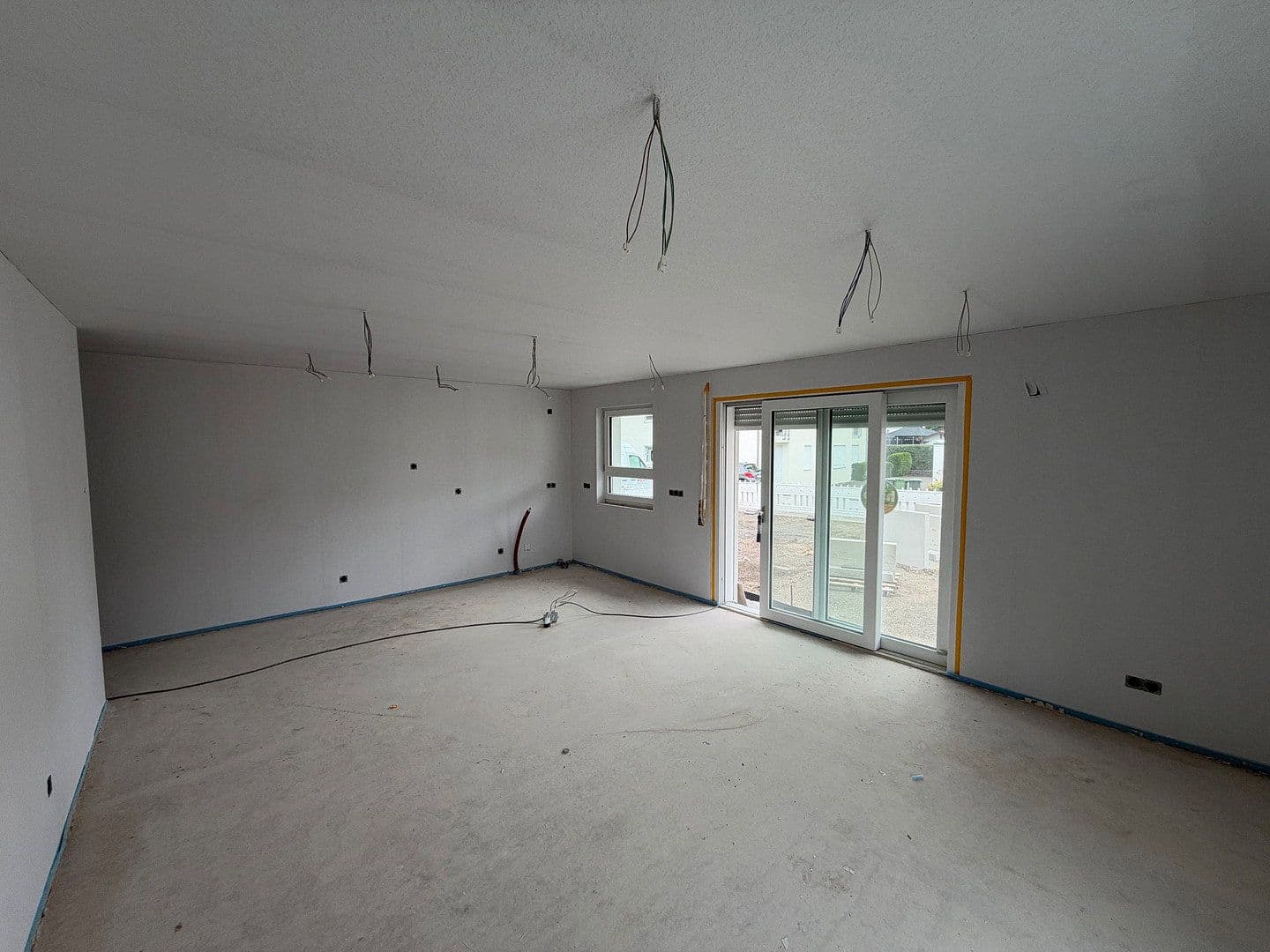 Prenájom bytu 4-izbový 106 m², Gäustraße 24, Rottenburg am Neckar, Bádensko-Wurttembersko Prenájom bytu 4-izbový 106 m², Gäustraße 24, Rottenburg am Neckar, Bádensko-Wurttembersko