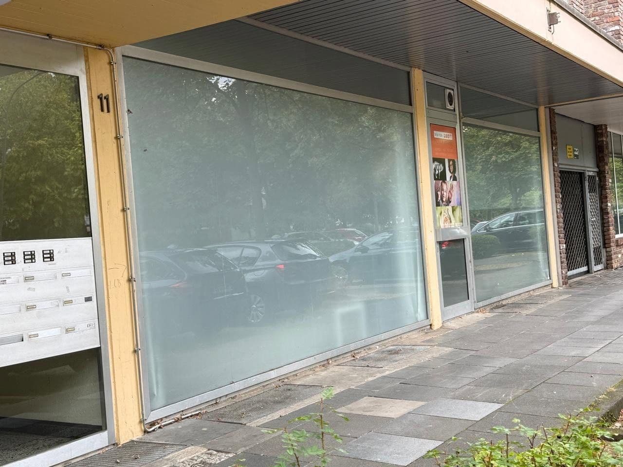 Prenájom nebytového priestoru 75 m², Brunnenstraße 11, Troisdorf, Severné Porýnie - Westfálsko Prenájom nebytového priestoru 75 m², Brunnenstraße 11, Troisdorf, Severné Porýnie - Westfálsko