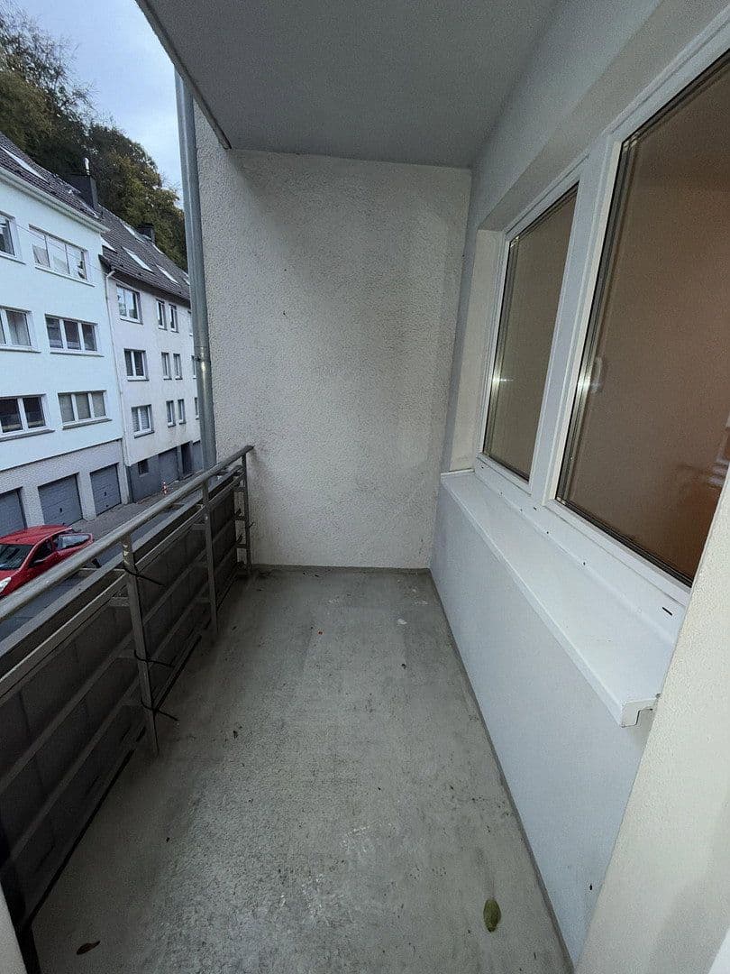 Prenájom bytu 3-izbový 75 m², Ravensberger Str. 91, Wuppertal, Severné Porýnie - Westfálsko Prenájom bytu 3-izbový 75 m², Ravensberger Str. 91, Wuppertal, Severné Porýnie - Westfálsko