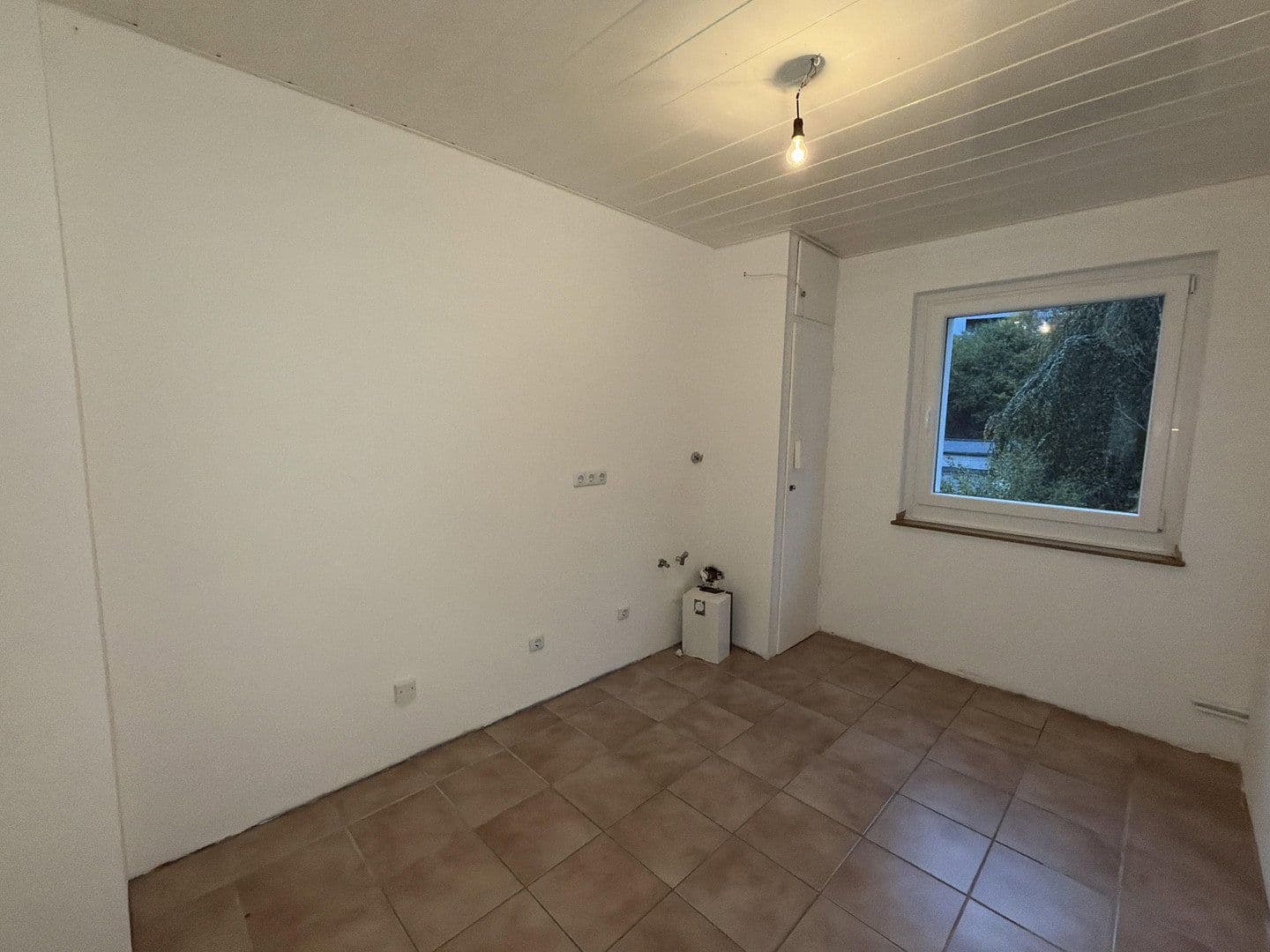 Prenájom bytu 3-izbový 75 m², Ravensberger Str. 91, Wuppertal, Severné Porýnie - Westfálsko Prenájom bytu 3-izbový 75 m², Ravensberger Str. 91, Wuppertal, Severné Porýnie - Westfálsko
