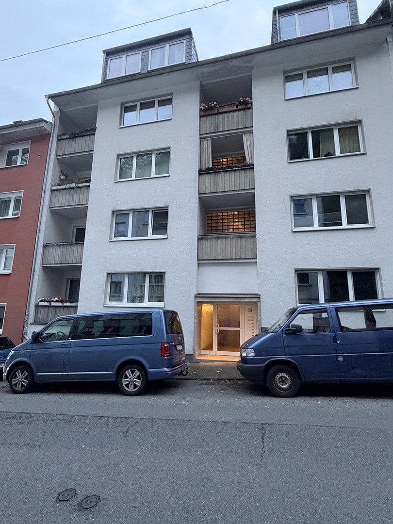 Prenájom bytu 3-izbový 75 m², Ravensberger Str. 91, Wuppertal, Severné Porýnie - Westfálsko Prenájom bytu 3-izbový 75 m², Ravensberger Str. 91, Wuppertal, Severné Porýnie - Westfálsko